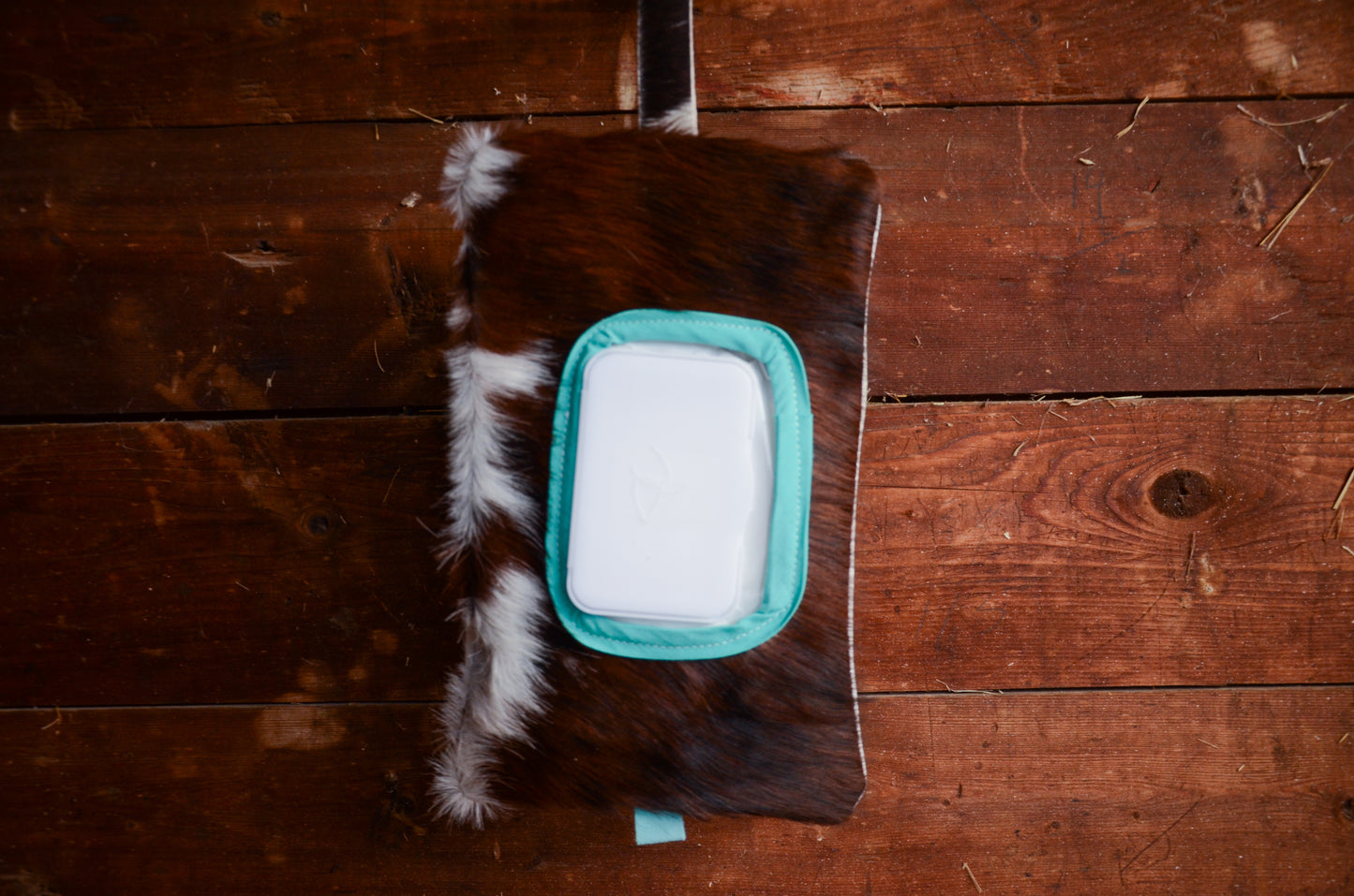 Sedona Cowhide Wipes Pouch